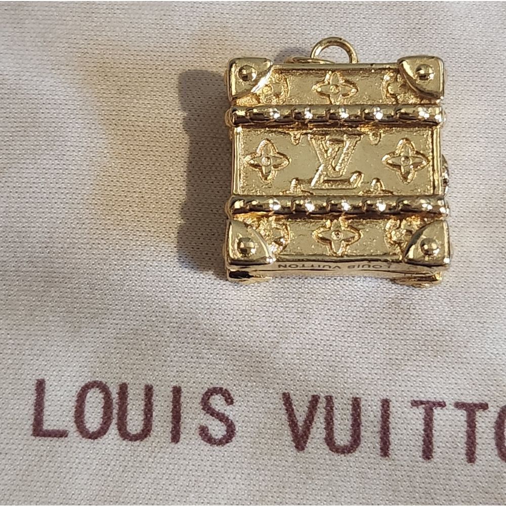 Louis Vuitton Gold LV Trunk Charm Pendant